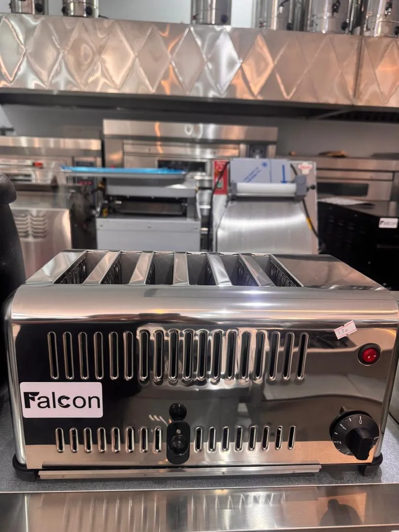 محمصة خبز تجارية Falcon بستة فتحات